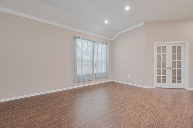 Building Photo - 5327 Silver Ledge Dr