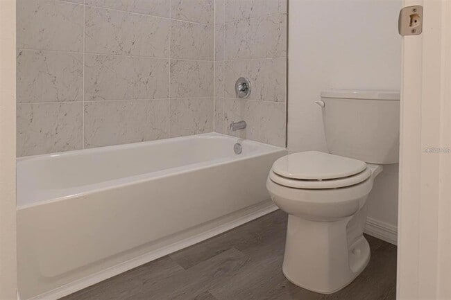 Building Photo - 1618 Wainwright St SE