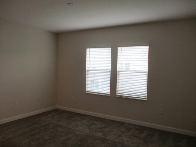 Building Photo - 3 Bedroom, 2.5 Bath, Recently Constructed Town Home in Sawgrass Plantation! Priced to Rent!