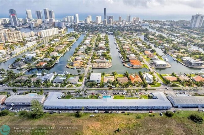 Building Photo - 600 Layne Blvd