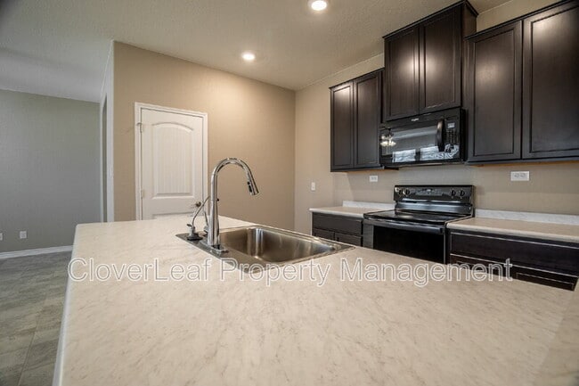 Building Photo - 8329 Kinclaven Ct
