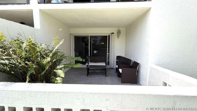 Building Photo - 9711 Fontainebleau Blvd