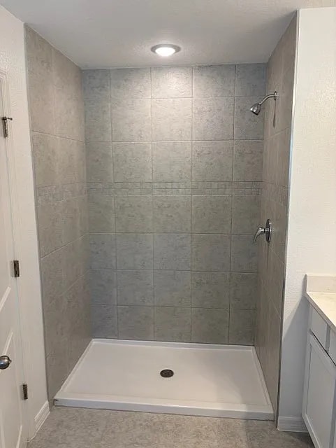 Building Photo - 3632 Majestic Dr