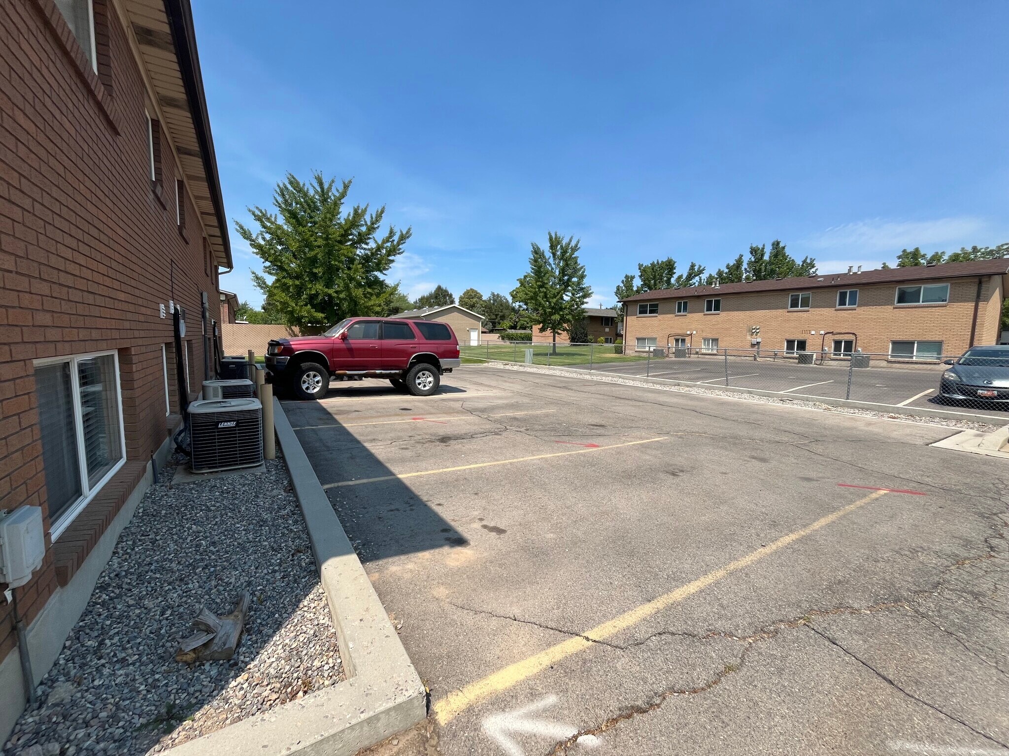 Parking - 365 E 1500 S