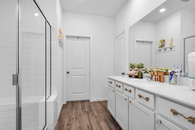 Building Photo - 8217 Boundary Waters Dr