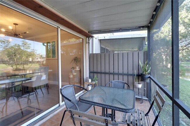 Building Photo - 2149 Discovery Cir W