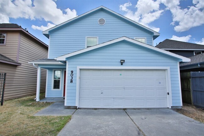 Primary Photo - 9038 McGallion Rd