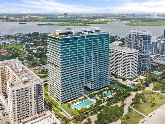 Building Photo - 10203 Collins Ave