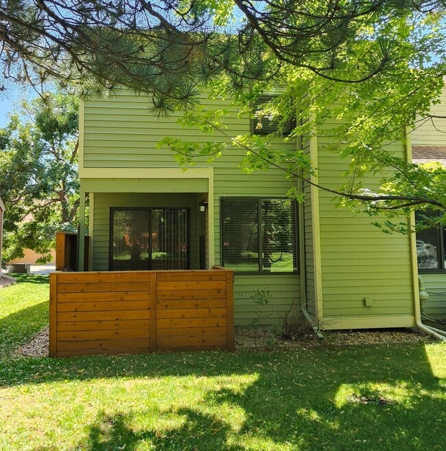 Building Photo - 3BR/2.5BA Townhome for Rent