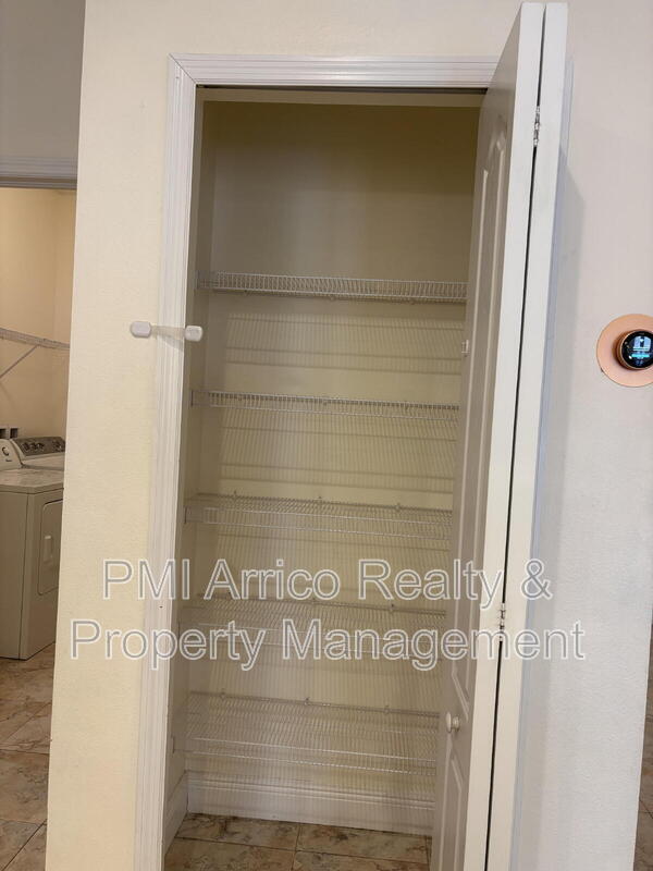 Building Photo - 8611 Olive Moss Ct