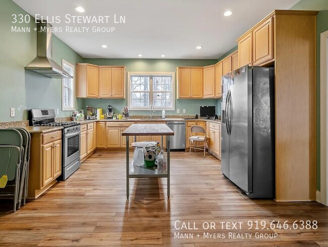 Building Photo - 330 Ellis Stewart Ln