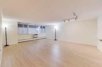 Building Photo - 1516 Hinman Ave