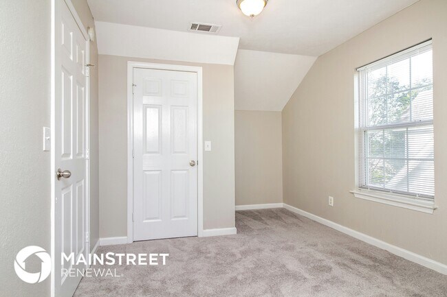 Building Photo - 934 Lavergne Ln