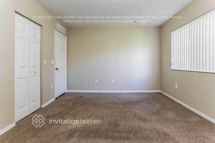 Building Photo - 12421 SW 50th Ct