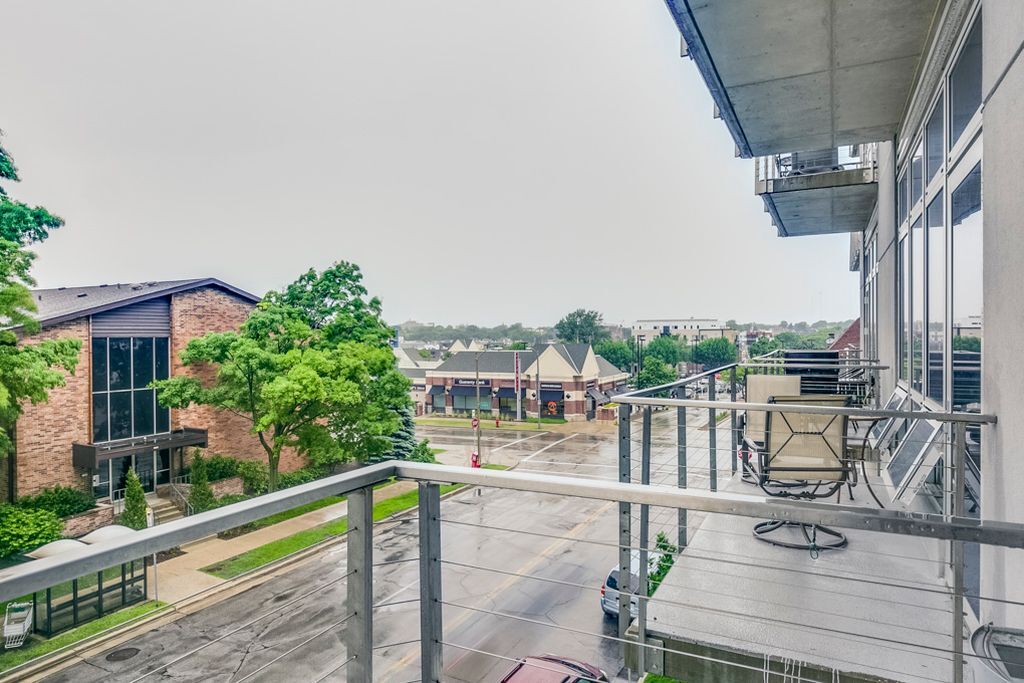 Balcony - 601 E Ogden Ave