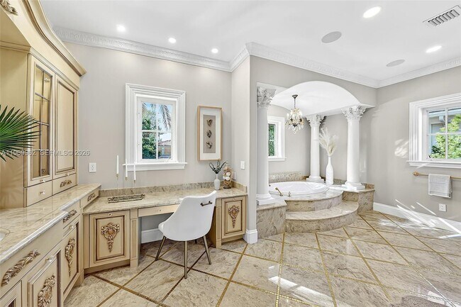 Building Photo - 628 Coral Way