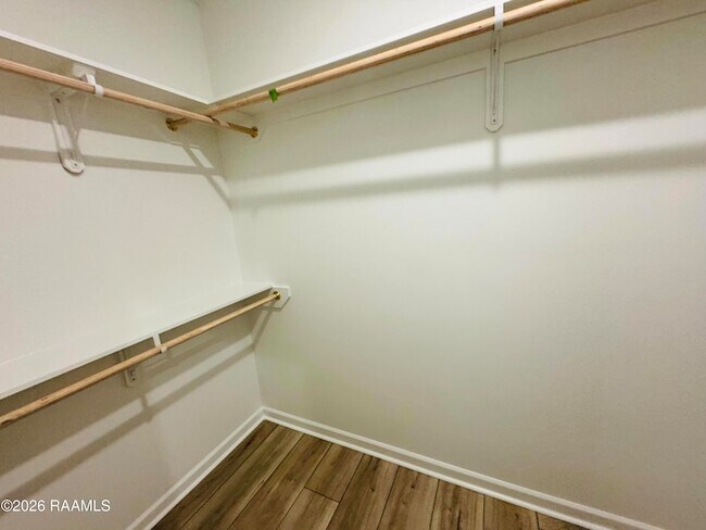 Building Photo - 7383 Alley Oak Ln