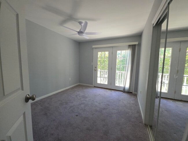 Building Photo - 2 Anchorage Ct