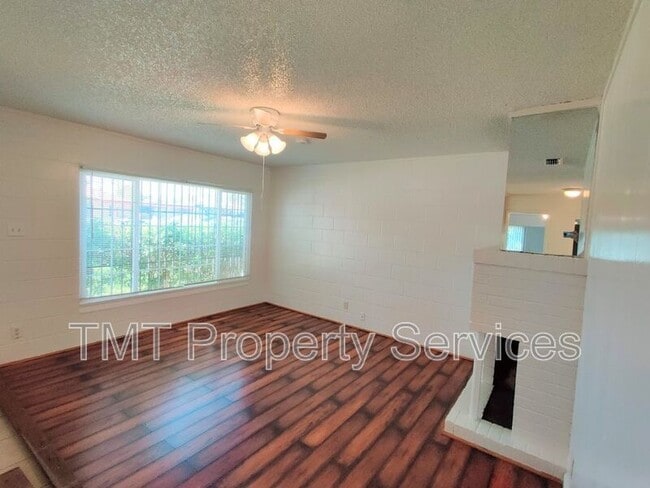 Building Photo - 6129 Leola Way