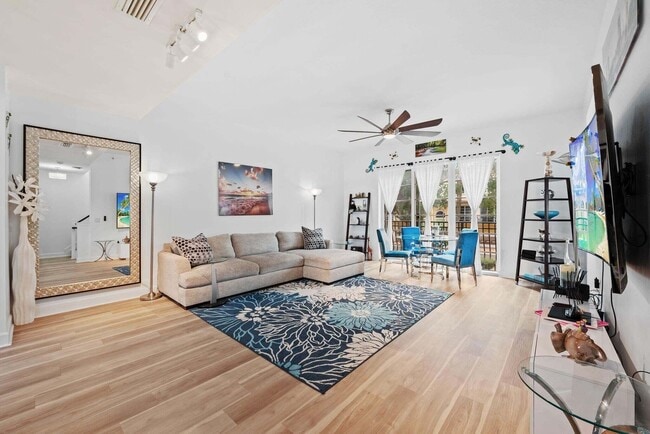 Building Photo - 2001 Coral Heights Blvd