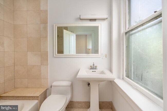 Building Photo - 1683 35th St NW