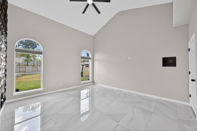 Building Photo - 1003 Alp Springs Ln