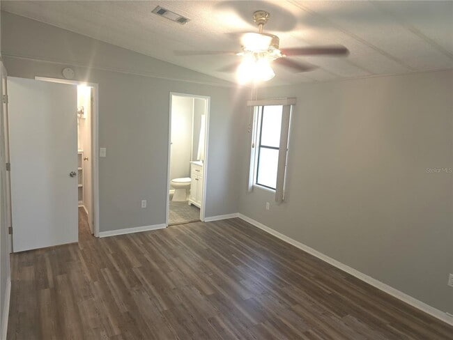 Building Photo - 35051 Colony Hills Dr