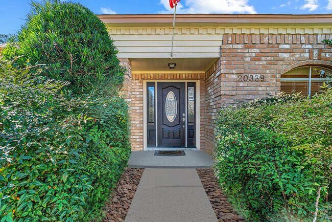 Building Photo - 20339 Arrow Cove Dr