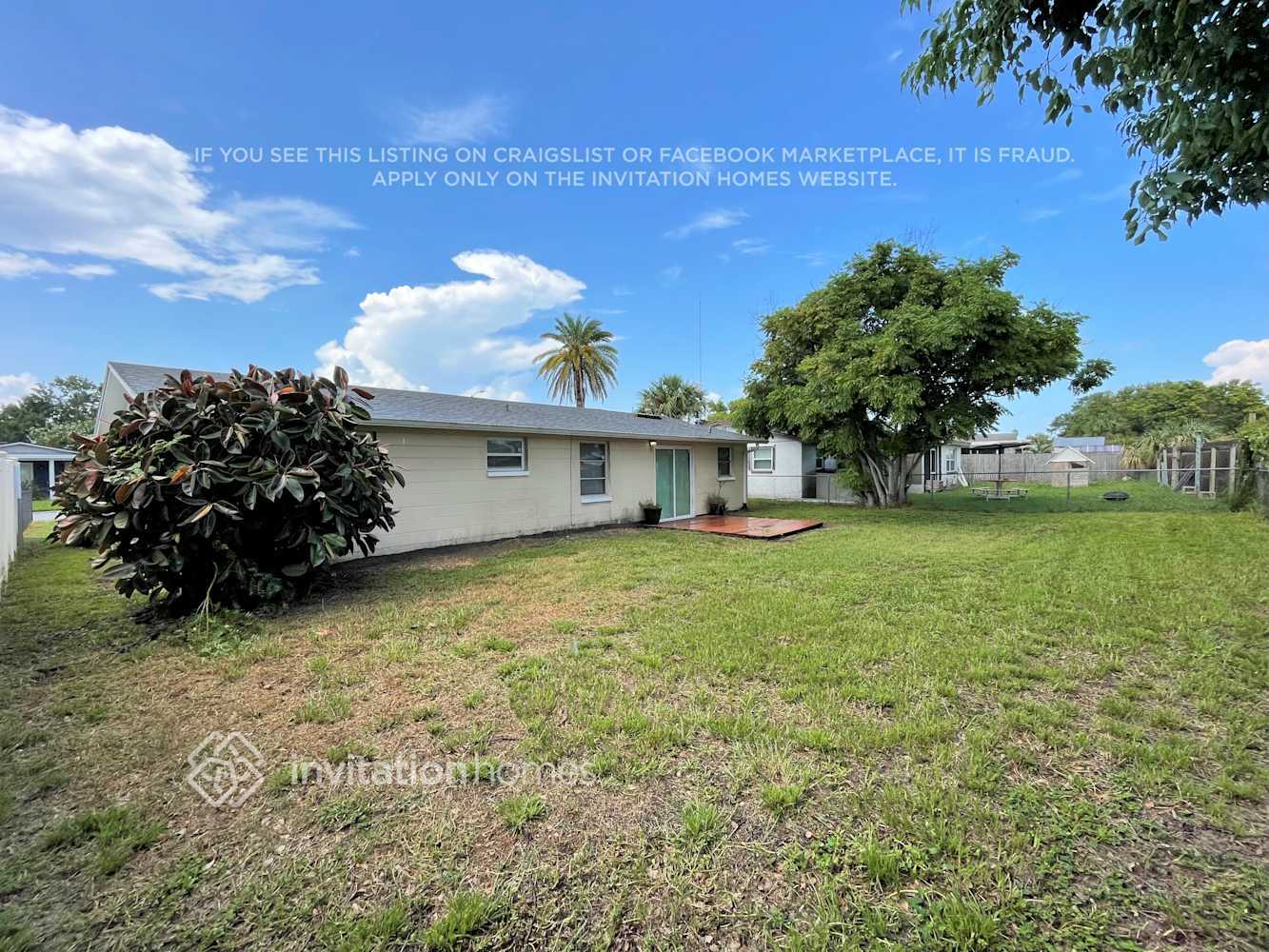 Building Photo - 3517 Garfield Dr