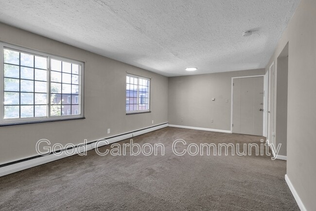 Building Photo - 315 Beattie Ave