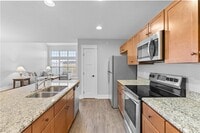 Building Photo - 7149 Challenger Cir