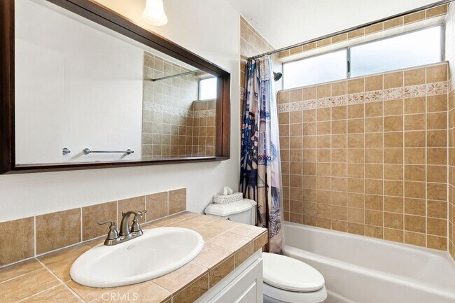 Building Photo - 24031 Olivera Dr