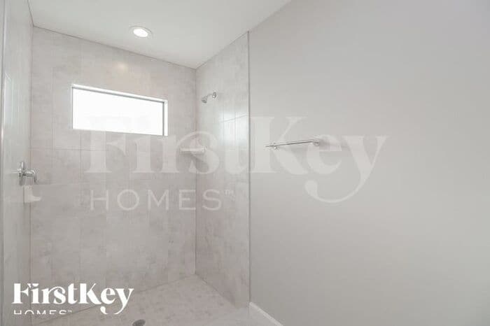 Building Photo - 446 Rayford St