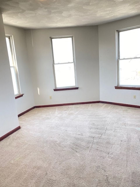 Building Photo - 10 Belmont St