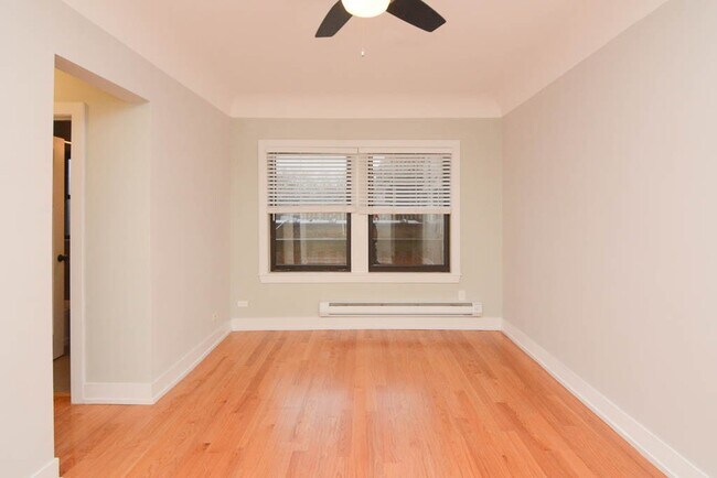 Building Photo - 542 Chestnut