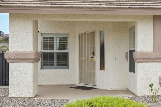 Building Photo - 561 Pacer Terrace