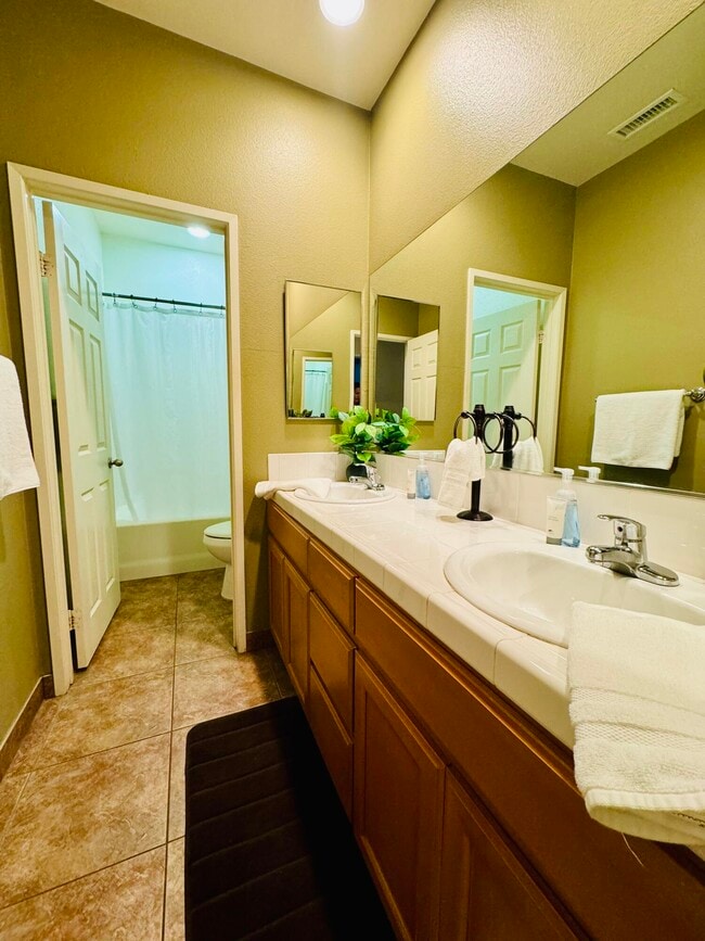 Building Photo - 47398 Manteca Ct