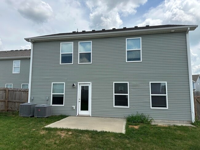 Building Photo - 2501 Feathersound Wy