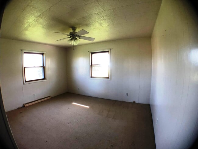 Building Photo - 4497 S Isabella Rd