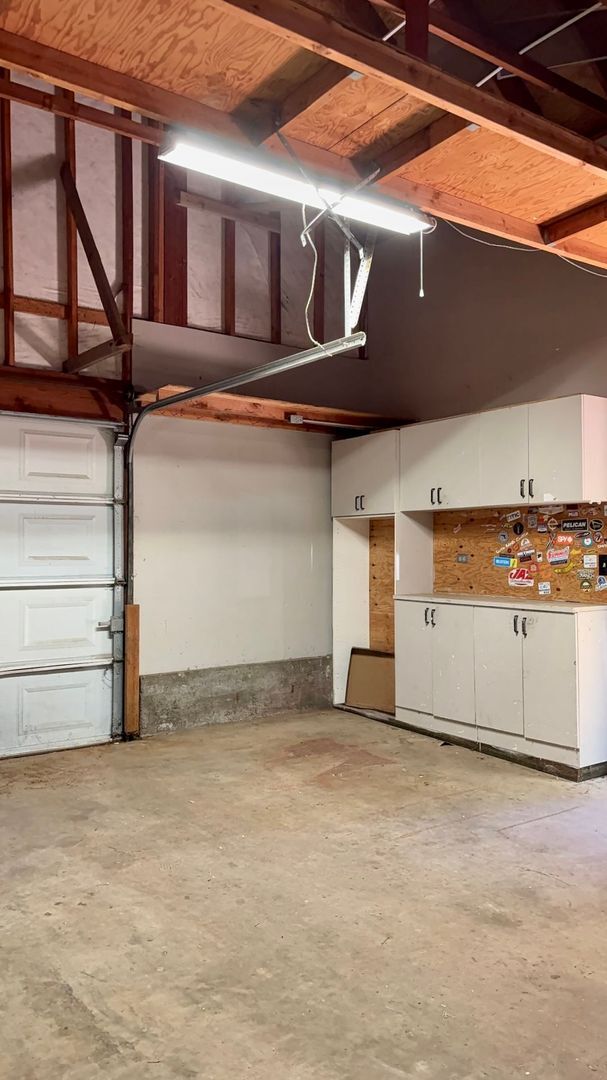 Building Photo - 34735 E Towle Rd