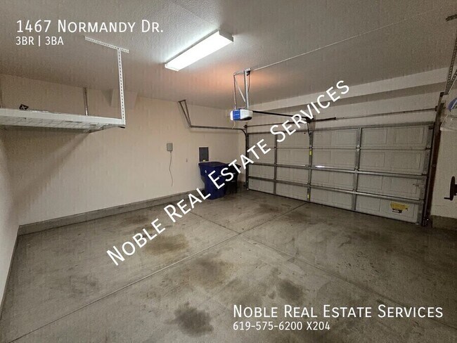 Building Photo - 1467 Normandy Dr
