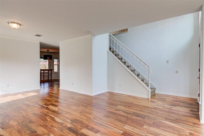 Building Photo - 8406 La Naranja Cove