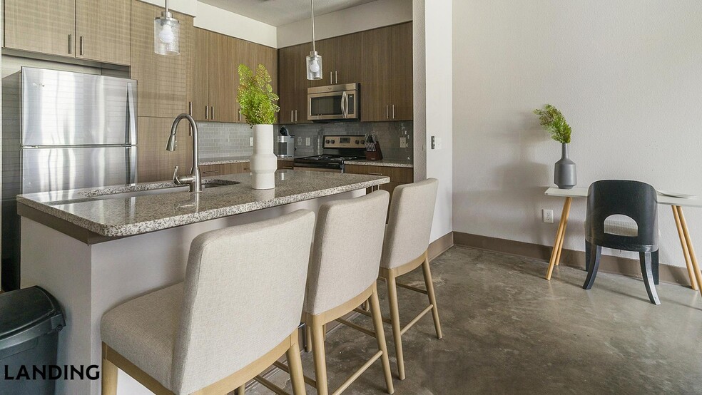 Building Photo - 14805 Grisby Rd