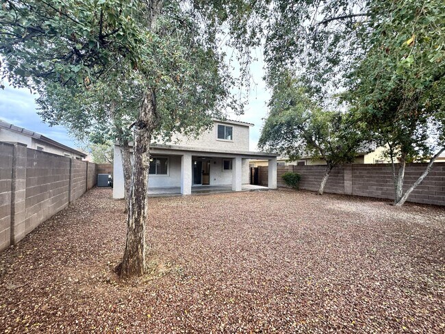 Building Photo - 4 BEDROOM HOME IN TUSCANO