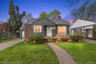 Building Photo - 4307 Cooper Ave