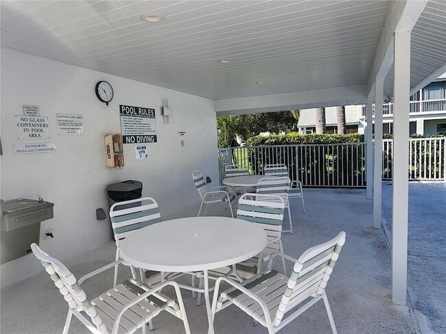 Building Photo - 6503 Fairway Gardens Dr