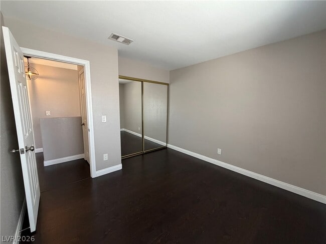 Building Photo - 9655 Silver City Dr