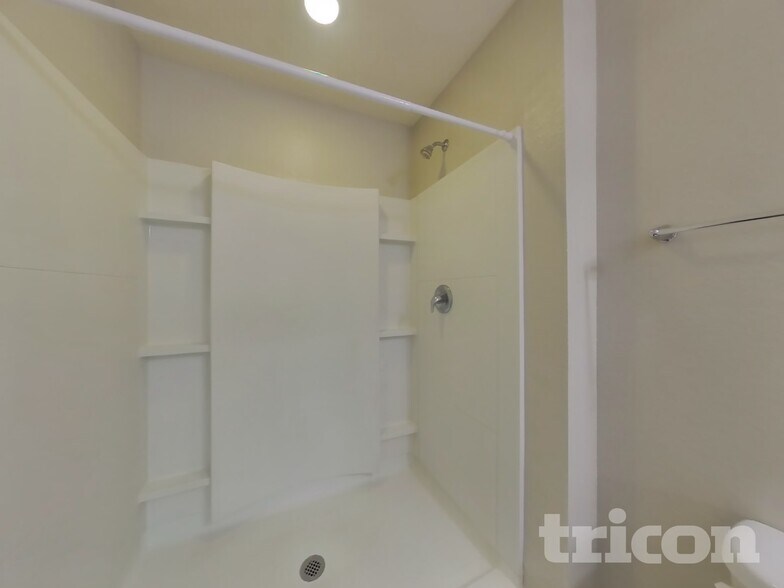 Building Photo - 9083 Kipper Dr