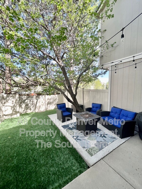 Building Photo - 9623 W Chatfield Ave