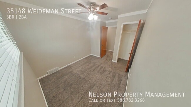 Building Photo - 35148 Weideman St